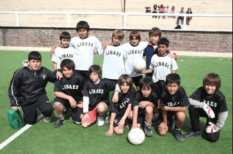 El torneo se juega todos los domingos en la cancha sintÃ©tica de Estudiantes Archivo 