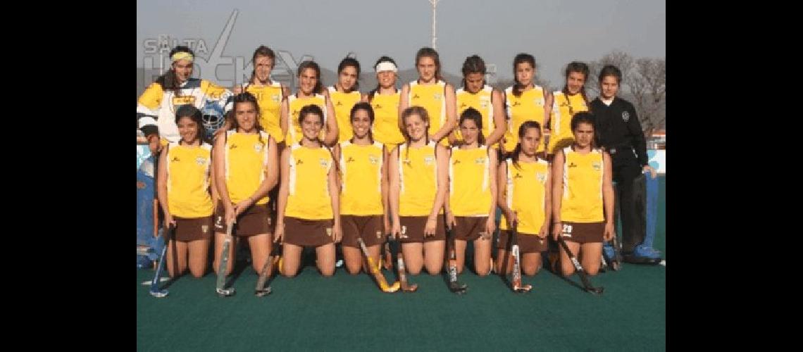 Delfina Gregorini y LucÃ­a Emiliozzi a la derecha arriba y abajo son las jugadoras de Estudiantes que estÃn en el plantel Foto- wwwsaltahockeycomar 