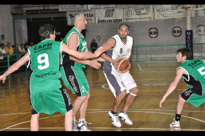 Pueblo Nuevo y Estudiantes se enfrentaron en el Juan Manolio con amplia victoria de los albiverdes Marcelo Kehler 