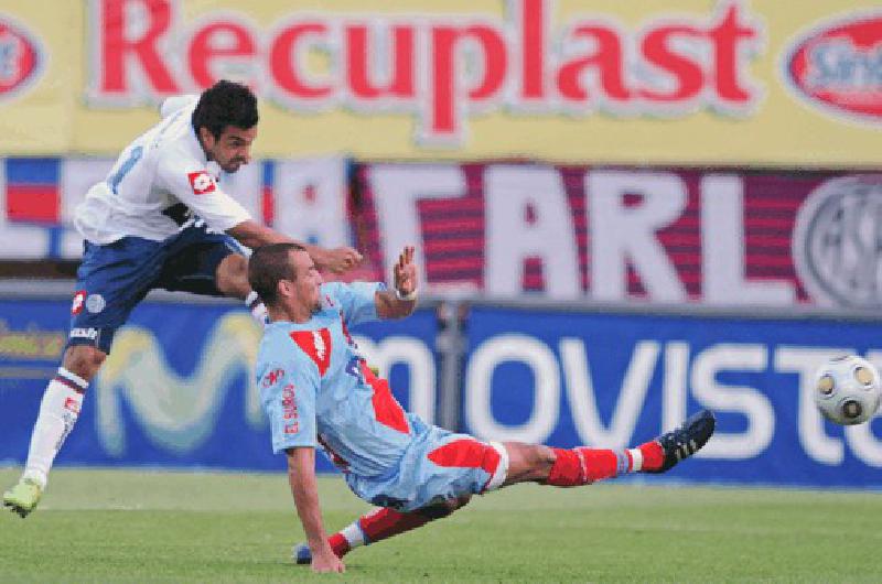 San Lorenzo viene de derrotar a Arsenal por 3-2 Archivo 