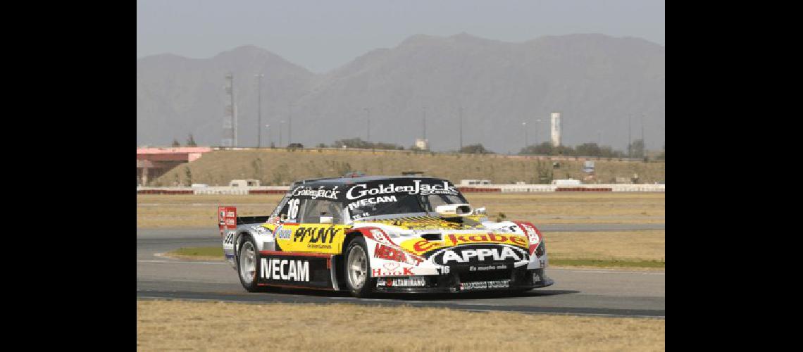 JosÃ© MarÃ­a LÃ³pez superÃ³ el calor y el fortÃ­simo viento para quedar arriba en la primera tanda TÃ©lam 