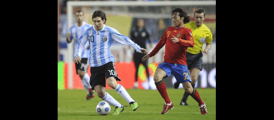 Lionel Messi de penal anotÃ³ el gol de la Argentina AFP 