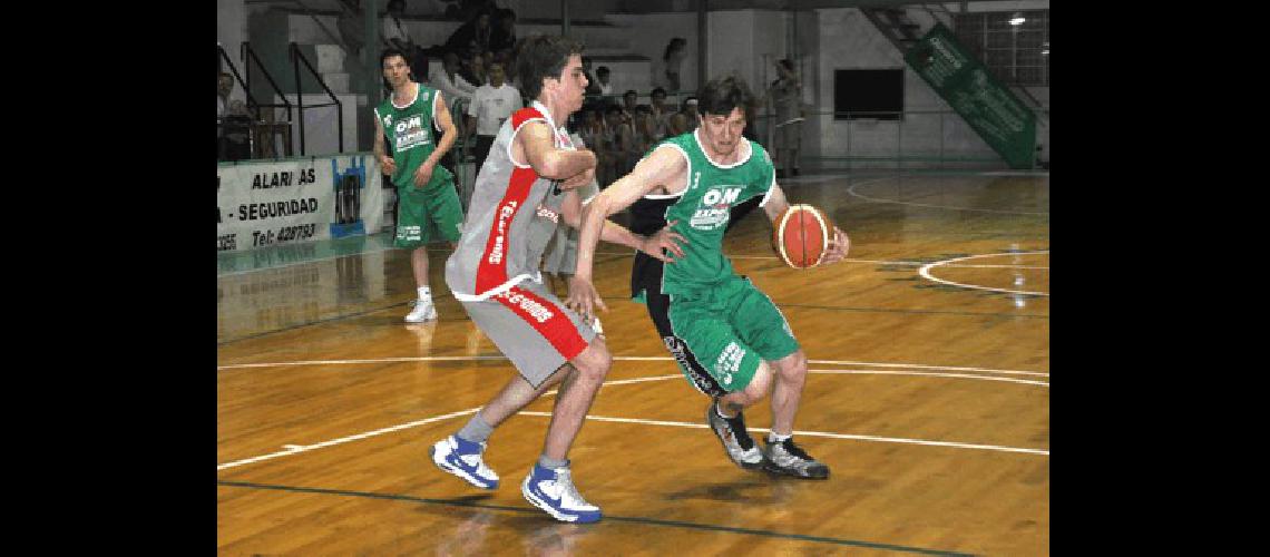 El albiverde Alejandro Sentenac fue clave para poder derrotar el sÃbado a TelÃ©fonos de Mar del Plata por el Torneo Provincial de Clubes Marcelo Kehler 