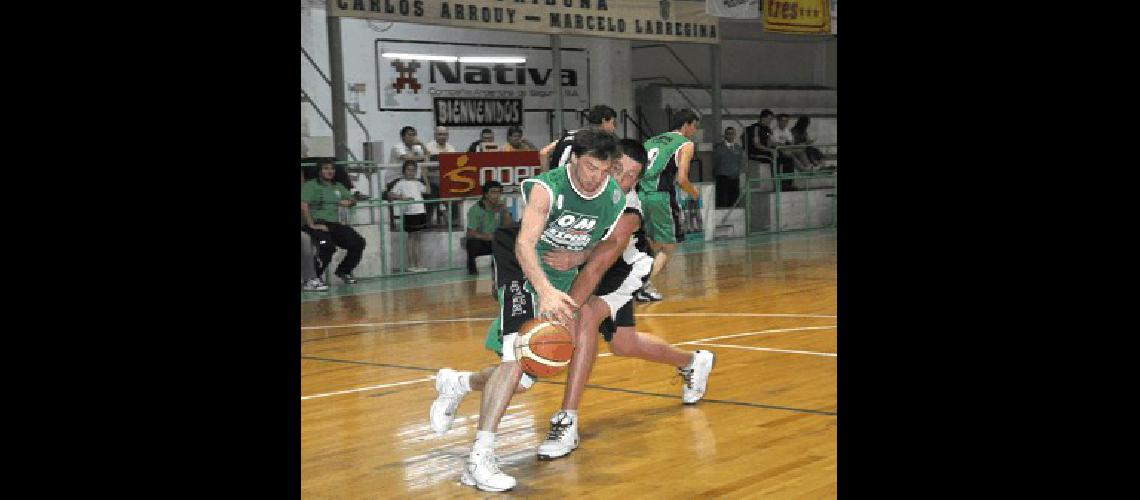 Pueblo Nuevo le ganÃ³ el martes a Jorge Newbery de Tandil por 109 a 57 Carlos RamÃ­rez 