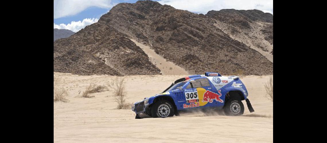 El Rally Dakar 2010 Argentina - Chile ya consumiÃ³ su tercera etapa y el francÃ©s StÃ©phane Peterhansel fue el mejor del tramo que concluyÃ³ en FiambalÃ� Catamarca Cuatro argentinos son protagonistas en motos El espectÃ�culo como el de Mark 