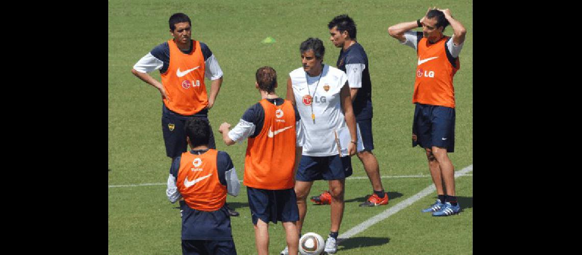 El olavarriense Abel AnÃ­bal Alves es el tÃ©cnico interino de Boca Juniors TÃ©lam 