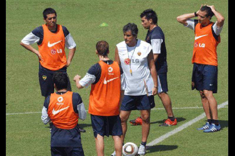 El olavarriense Abel AnÃ­bal Alves es el tÃ©cnico interino de Boca Juniors TÃ©lam 