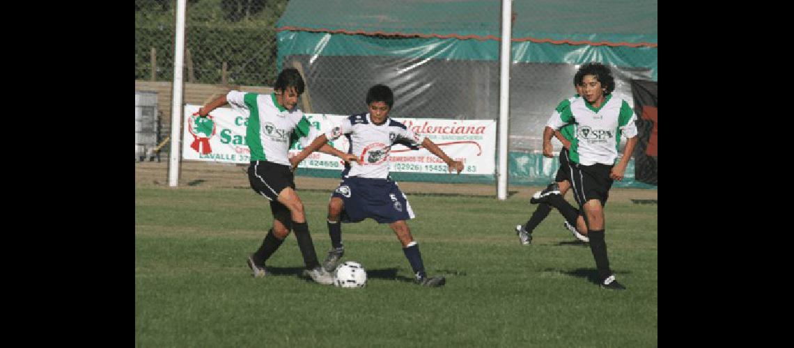 Racing A Club avanzÃ³ a cuartos de final con sus dos equipos Nuevo DÃ­a 