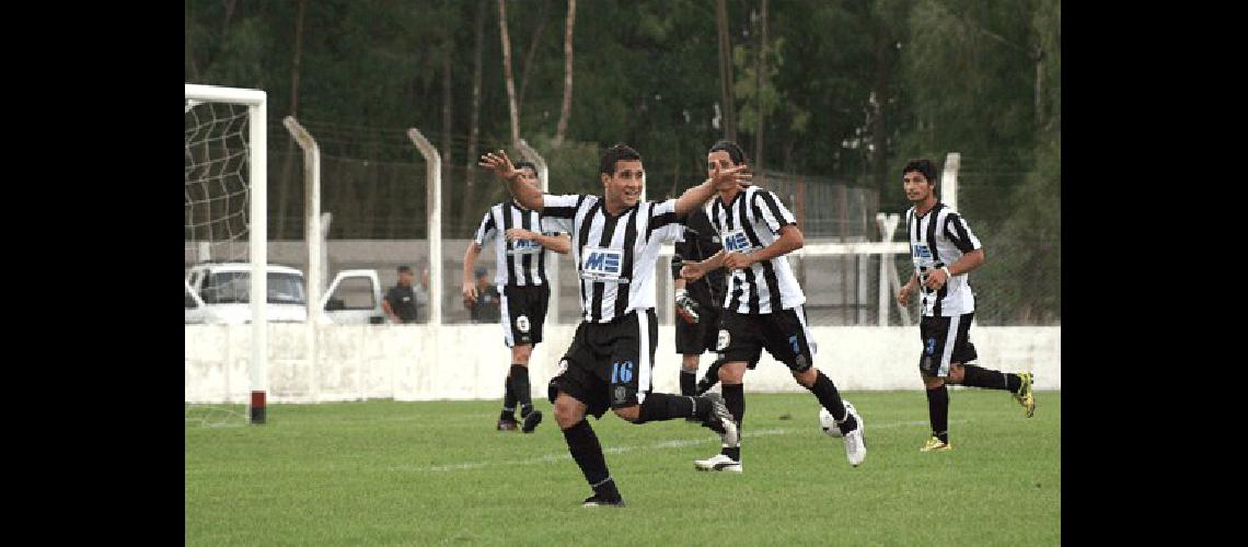 Estudiantes quiere mantenerse en la punta de la Zona 65 JugarÃ� en Laprida Claudio MartÃ­nez 