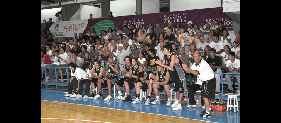 En el primer partido jugado el domingo en el Gran Gimnasio Estudiantes le ganÃ³ a Villa Mitre por un claro 83 a 68 ante un muy buen marco de pÃºblico Carlos RamÃ­rez 