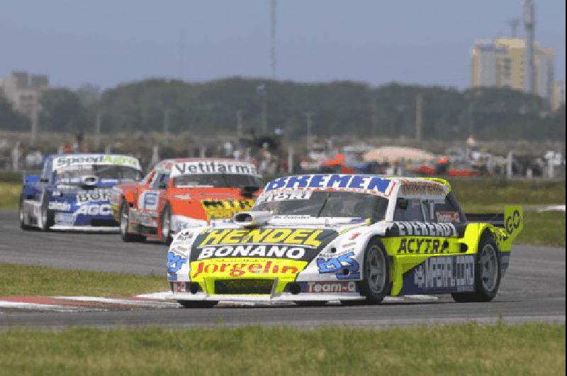 Emanuel Moriatis comenzÃ³ el aÃ±o de la misma manera que terminÃ³ 2009 en lo mÃ�s alto del podio TÃ©lam 