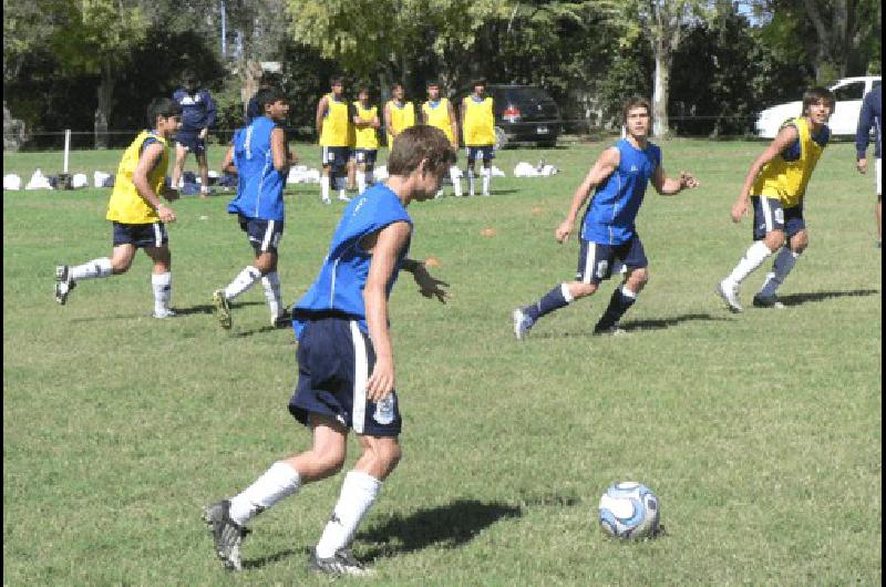 Los planteles trabajan en triple turno en el predio de Juventud 