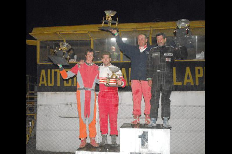 GastÃ³n Granel campeÃ³n del primer torneo nocturno en Laprida (Noc2) Fotos- Miguelangel 