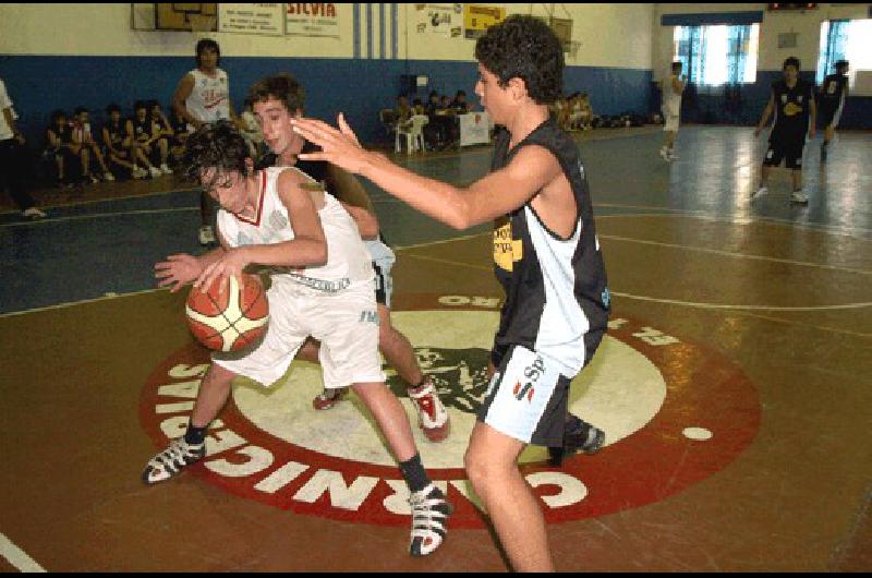 Ferro Carril Sud recibiÃ³ a UniÃ³n y Progreso de Tandil en el Ricardo De la Vega Claudio MartÃ­nez 