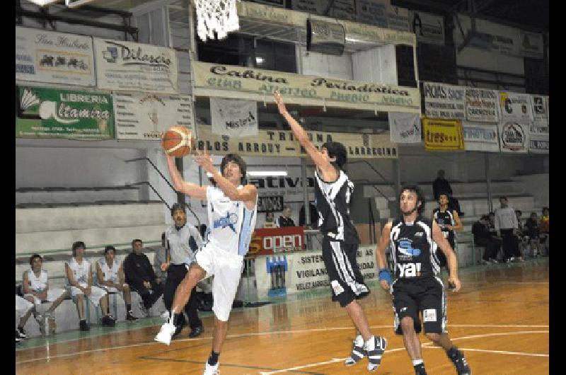 Racing le ganÃ³ en el Juan Manolio a Sporting de Mar del Plata Carlos RamÃ­rez 