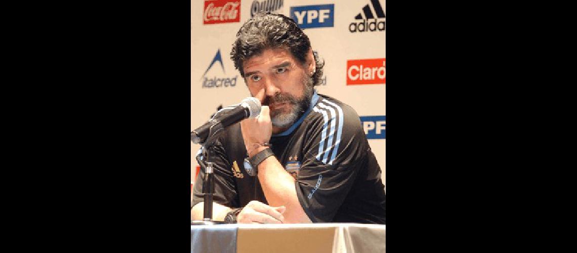 Maradona ya tiene equipo Archivo