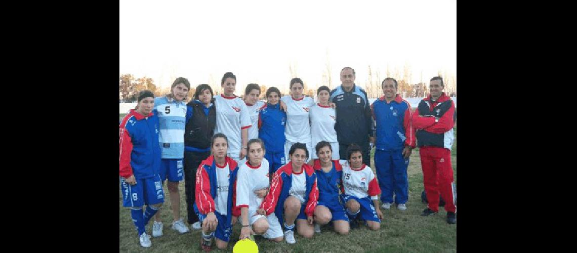 Las jugadoras locales enfrentaron a la SelecciÃ³n Prensa 