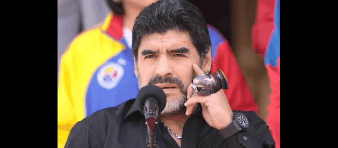 Diego Maradona no seguirÃ­a al frente de la selecciÃ³n nacional Archivo 