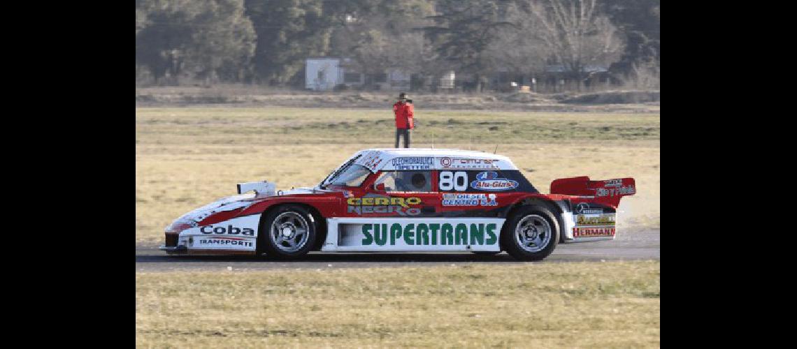 MartÃ­n Laborda entrÃ³ a boxes por la temperatura del motor regresÃ³ y llegÃ³ con una vuelta menos Ahora perdiÃ³ dos puestos en la tabla Gentileza Prensapro  DarÃ­o Gallardo 