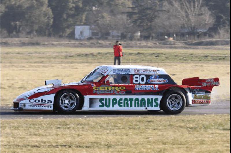 MartÃ­n Laborda entrÃ³ a boxes por la temperatura del motor regresÃ³ y llegÃ³ con una vuelta menos Ahora perdiÃ³ dos puestos en la tabla Gentileza Prensapro  DarÃ­o Gallardo 