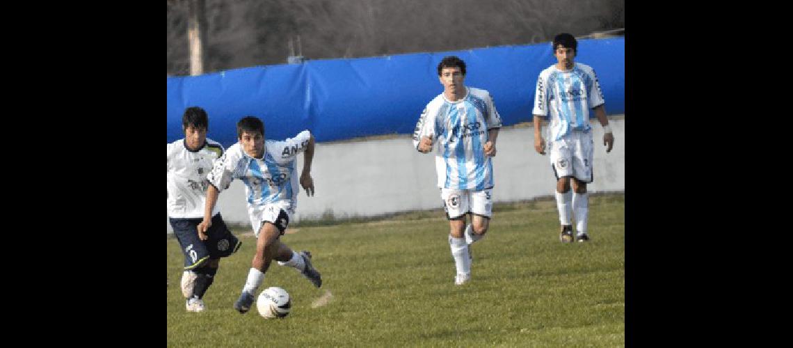 Ferro Carril Sud es local en Hinojo y enfrenta precisamente al equipo albiverde Carlos RamÃ­rezArchivo 