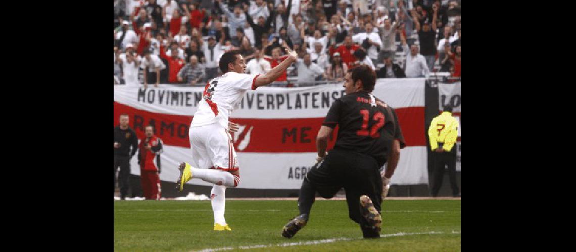 Rogelio Funes Mori hizo dos goles para el equipo de Cappa DyN 