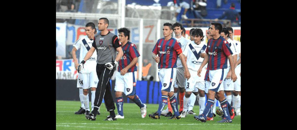 San Lorenzo y VÃ©lez Sarsfield vienen de empatar 0 a 0 Archivo 