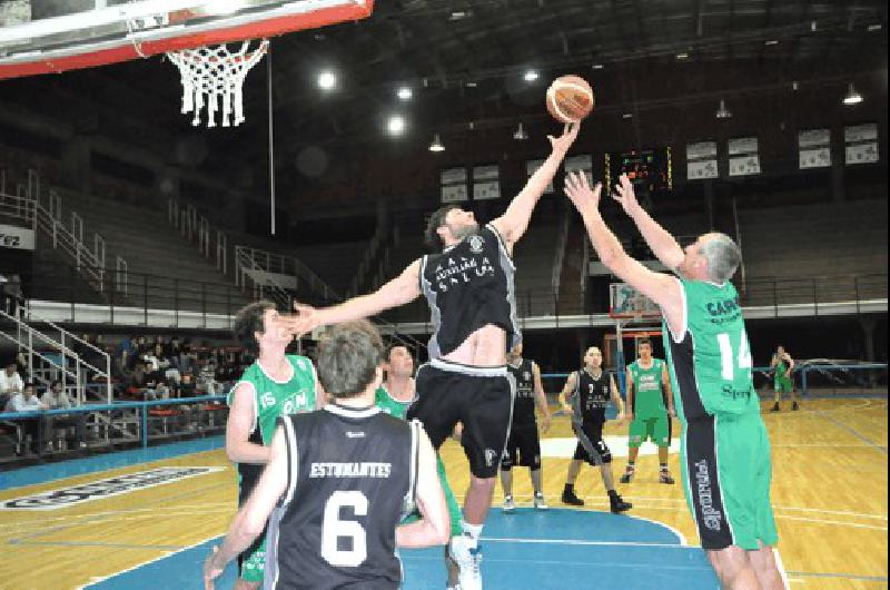 El local hizo la diferencia en el segundo tiempo y ganÃ³ con claridad en el Gran Gimnasio Marcelo Kehler 