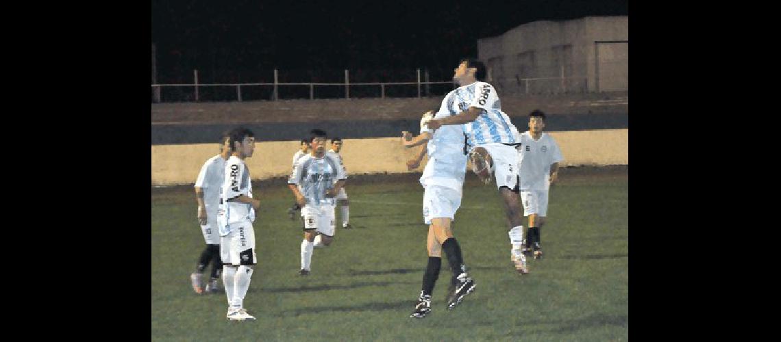 Ferro Carril Sud superÃ³ a Loma Negra en su Ãºltimo partido Marcelo Kehler 