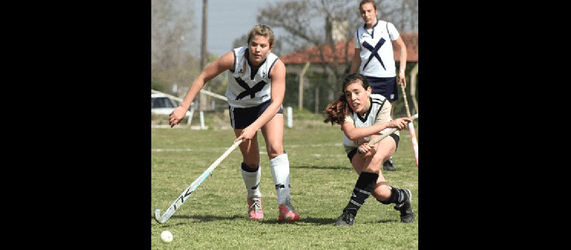 Las chicas de Estudiantes recibieron a las de Remo 