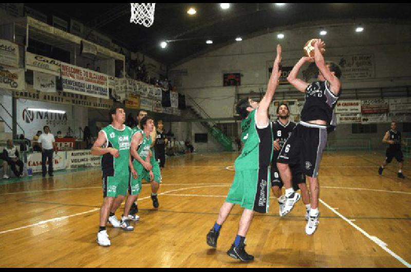 Pueblo Nuevo ganÃ³ el pasado domingo en el gimnasio Juan Manolio por 71 a 68 Claudio MartÃ­nez 