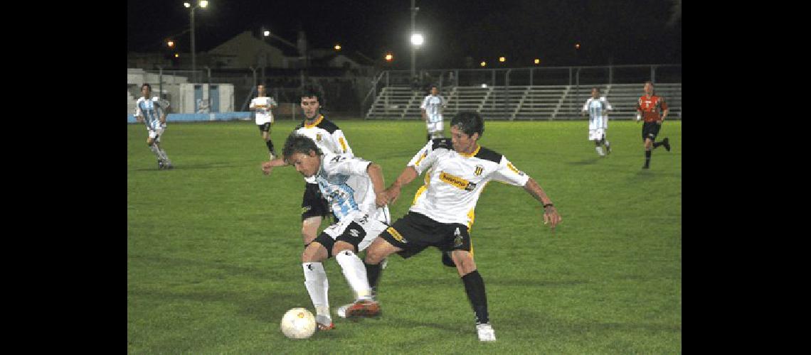 Ferro Carril Sud logrÃ³ los siete goles en el segundo tiempo El Carbonero fue el mejor de la etapa regular Carlos RamÃ­rez 