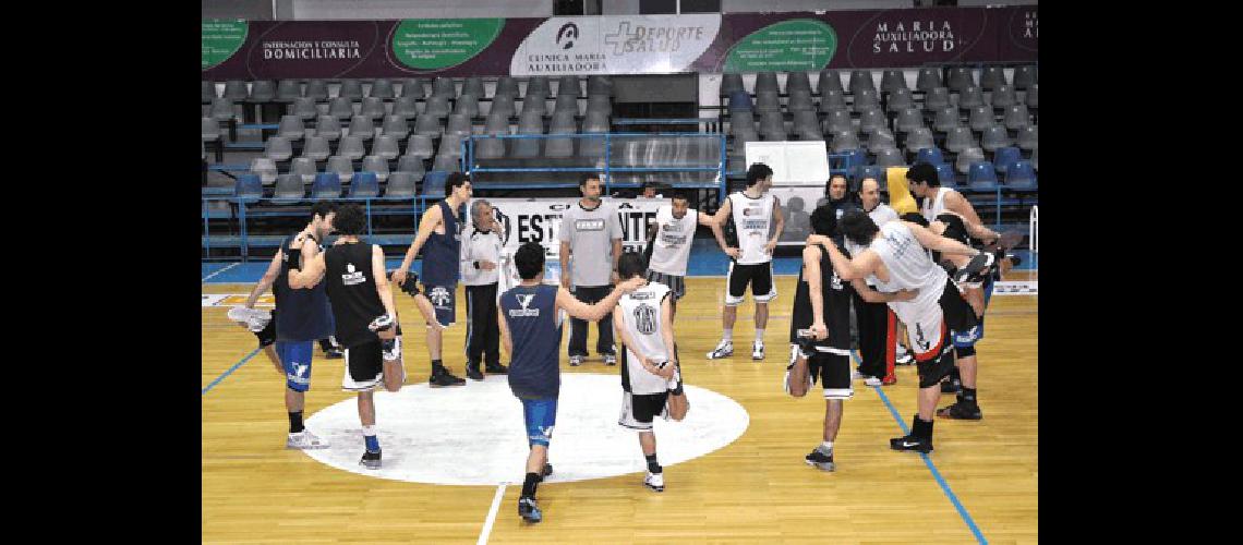 El equipo albinegro espera con ansiedad el debut en la Liga Nacional B de bÃsquetbol Carlos RamÃ­rez 