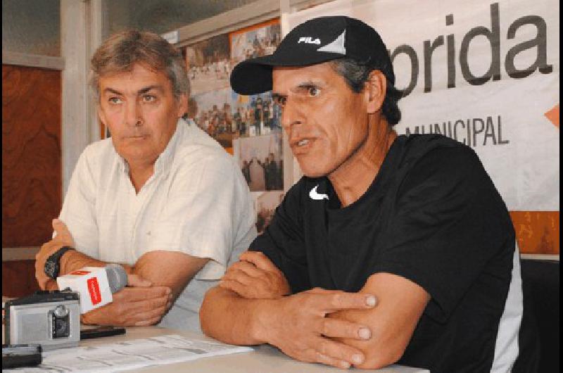 El director de Deportes Pablo Huici y el entrenador Angel RodrÃ­guez presentaron la prueba del domingo 