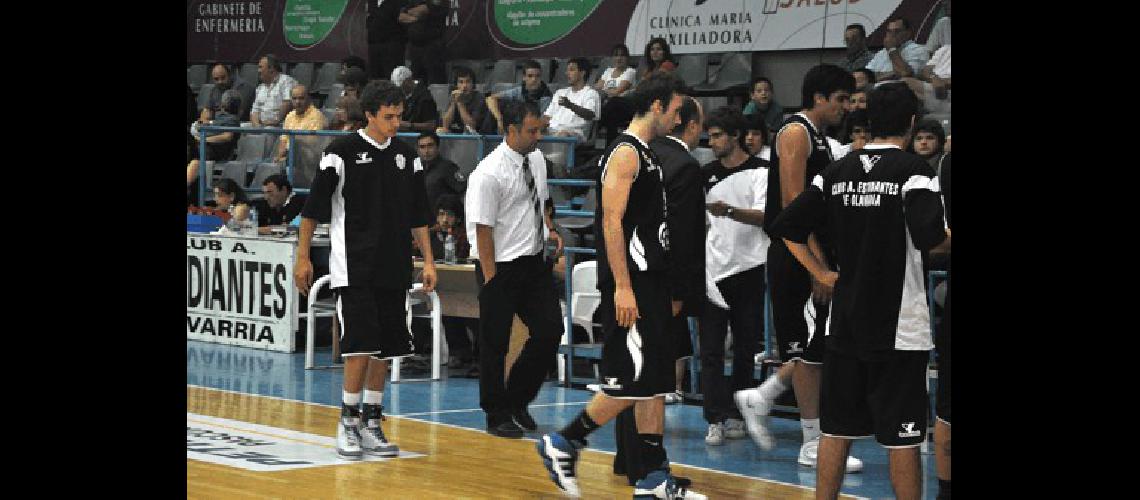 En su Ãºltimo juego el Bata logrÃ³ un muy buen triunfo ante Independiente de Tandil Lucas Pagano 