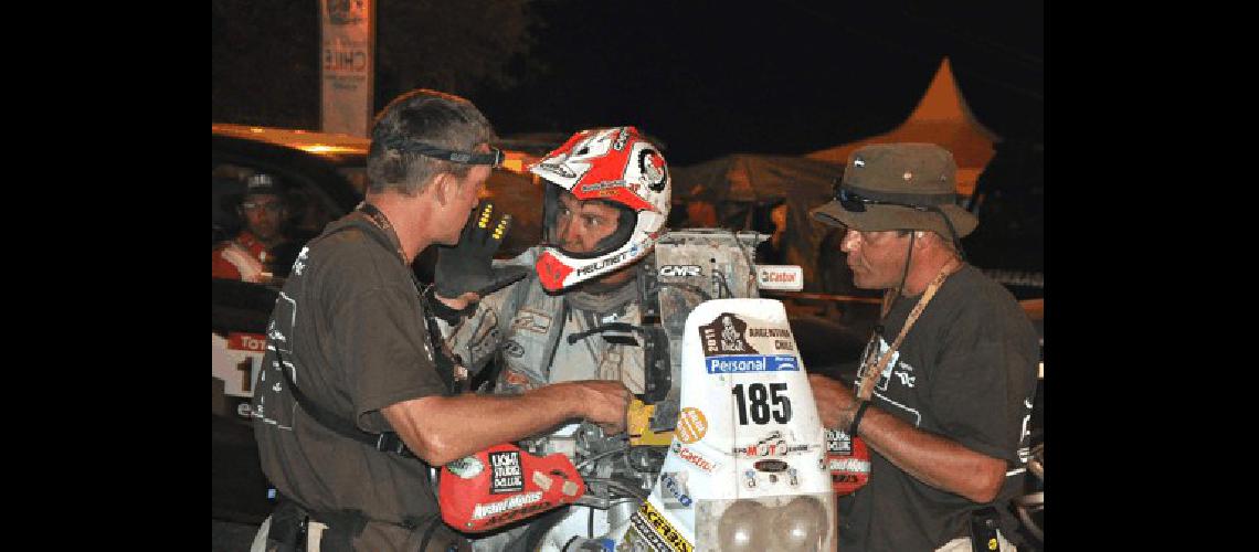 La tercera etapa del Dakar 2011 quedÃ³ en la historia para Barbery por ser el dÃ­a que mÃ�s anduvo arriba de una moto Fotos Lucas Pagano 