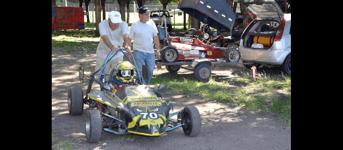 La FÃ³rmula 5 tendrÃ en 2011 un Torneo PresentaciÃ³n Hugo CesÃreo desea adquirir motor bicilÃ­ndrico Gilera Lucas Pagano 