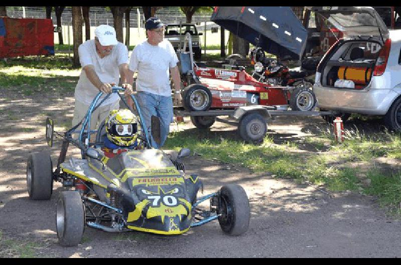 La FÃ³rmula 5 tendrÃ� en 2011 un Torneo PresentaciÃ³n Hugo CesÃ�reo desea adquirir motor bicilÃ­ndrico Gilera Lucas Pagano 