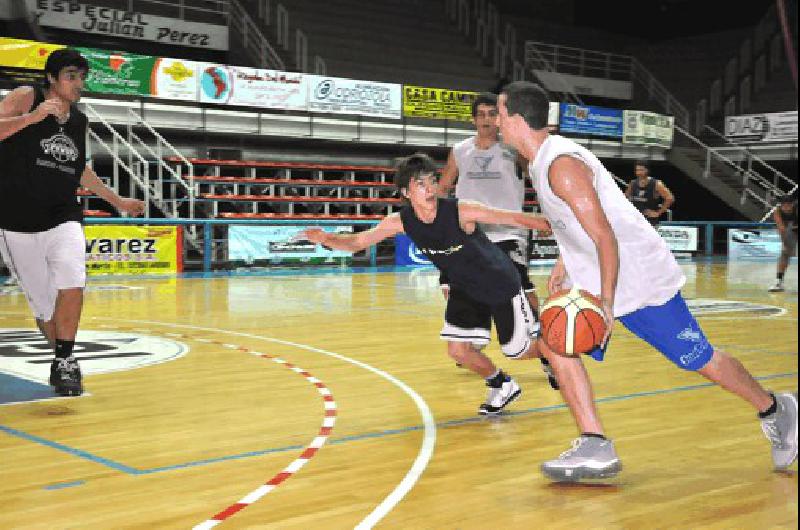 El equipo de Irineo Galli irÃ esta noche por su primer triunfo en la Zona B2 Sur de la Liga Nacional B de BÃsquetbol Marcelo Kehler 