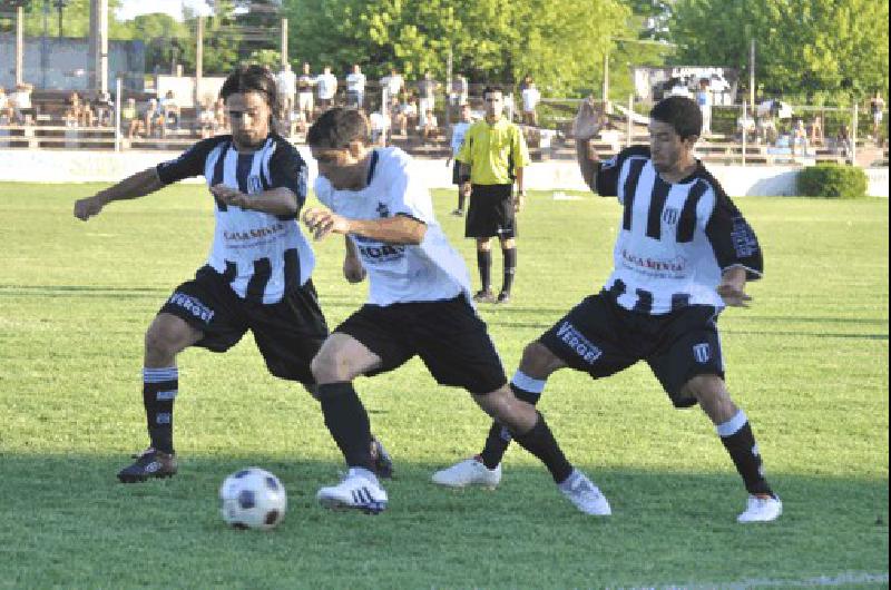 Azul Athletic y Jorge Newbery empataron en el estadio Lorenzo Palacios El Tiempo de Azul 