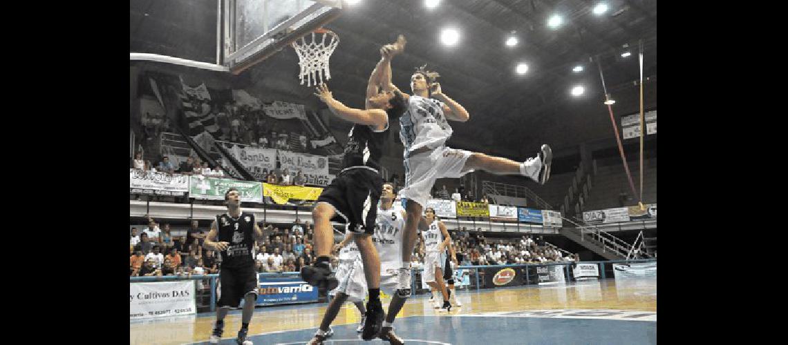 El equipo de Irineo Galli en forma trabajosa logrÃ³ el viernes su primer triunfo del aÃ±o en la Liga Nacional B de BÃsquetbol Marcelo Kehler 