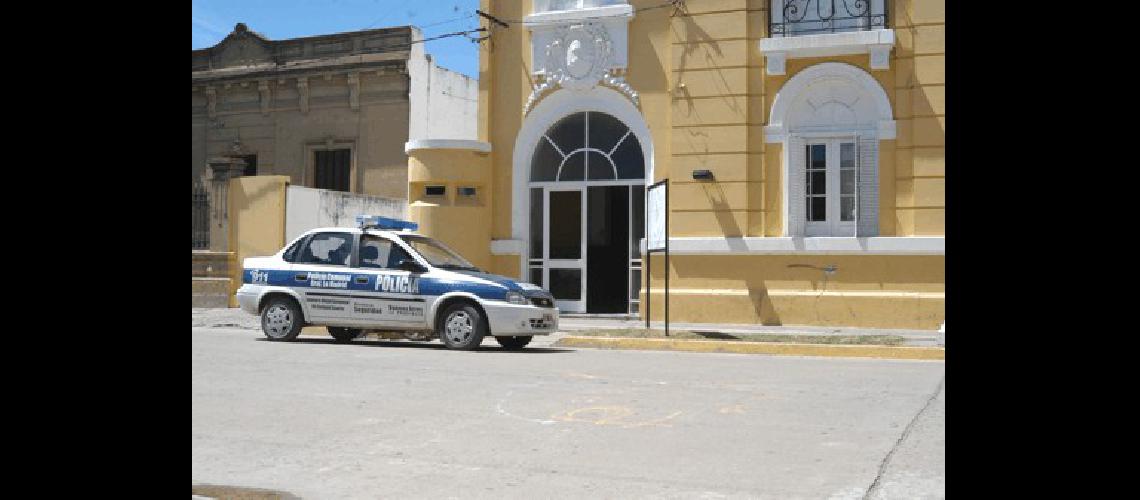 Los hechos se iniciaron frente al edificio de la ComisarÃ­a Agencia 