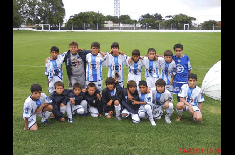 Ferro Carril Sud ganÃ³ sus dos compromisos en la Copa Tandil TurÃ­stico Prensa 