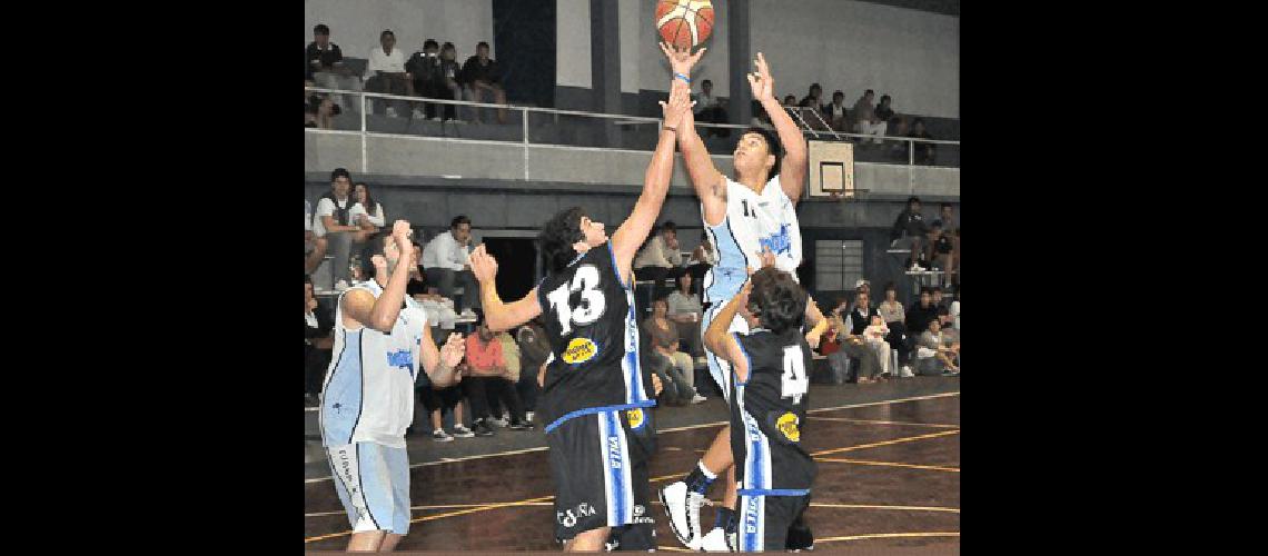 Racing A Club derrotÃ³ el pasado viernes a Villa del Parque de Necochea Marcelo Kehler 