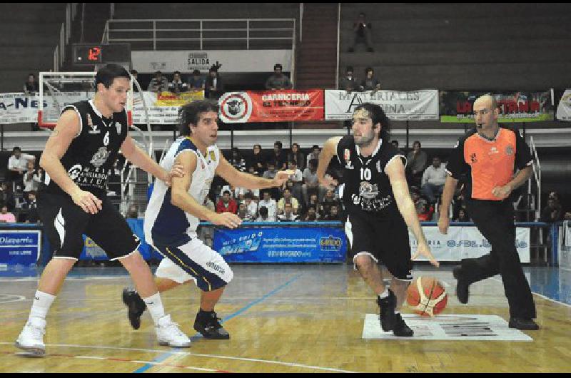 El equipo albinegro comienza esta noche a jugarse la permanencia en la Liga Nacional B Marcelo Kehler 