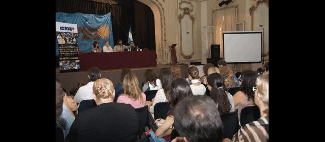 El acto tuvo lugar en el pasaje Dardo Rocha de La Plata Prensa 