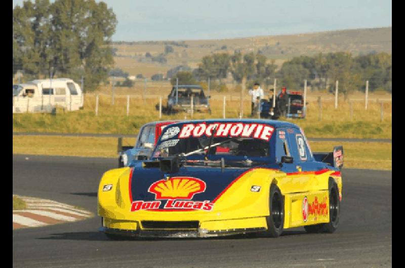 El bolivarense Lucas Pensa es protagonista con su Ford en el Turismo Sport del Sudeste Archivo  Miguelangel 