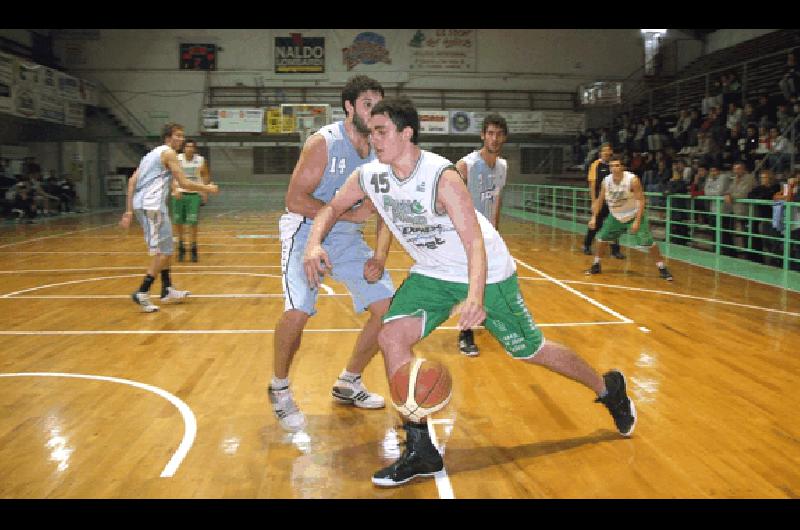 Con el triunfo ante Racing el albiverde consiguiÃ³ tres victorias en cadena Claudio MartÃ­nez 