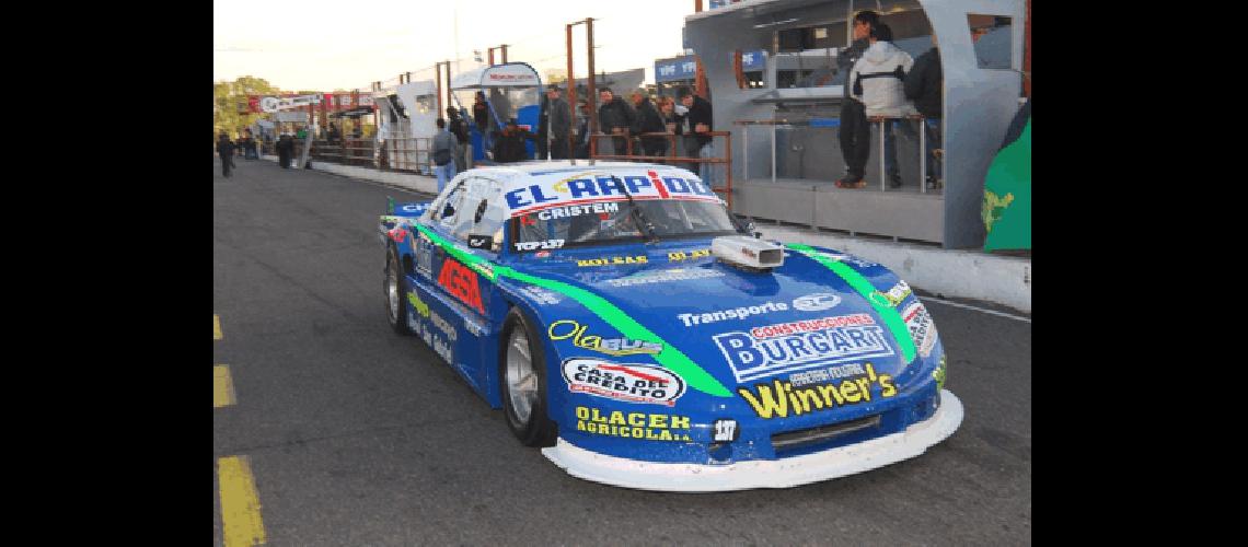 En su cuarta carrera en el TC Pista AgustÃ­n Herrera cumpliÃ³ el objetivo de ver la bandera de cuadros Foto gentileza Javier Vijarra 