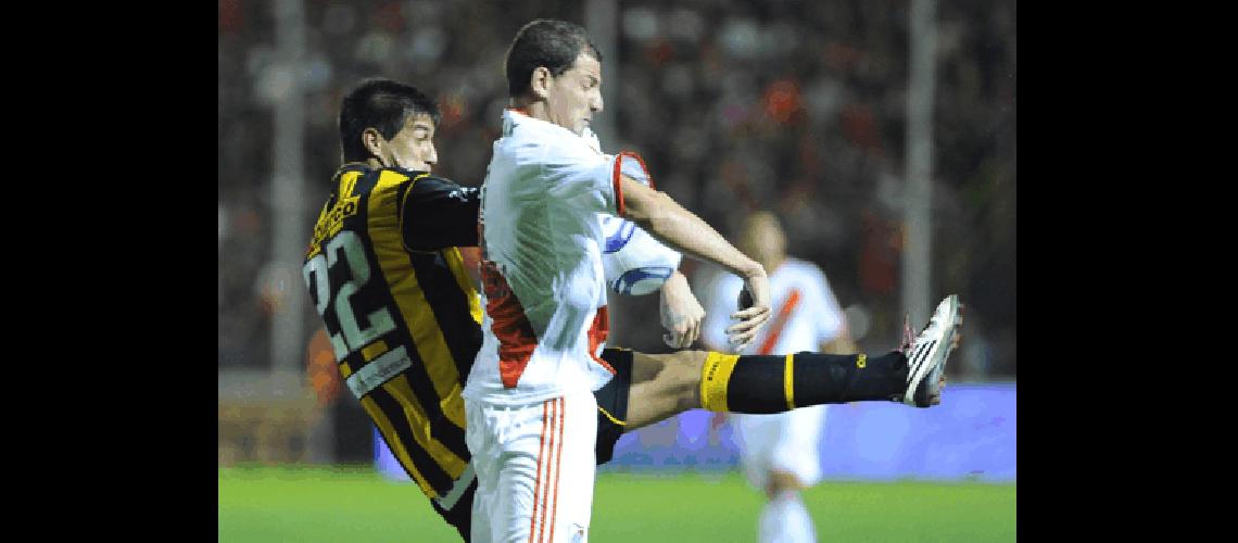 River Plate viene de empatar con Olimpo 0 a 0 TÃ©lam 